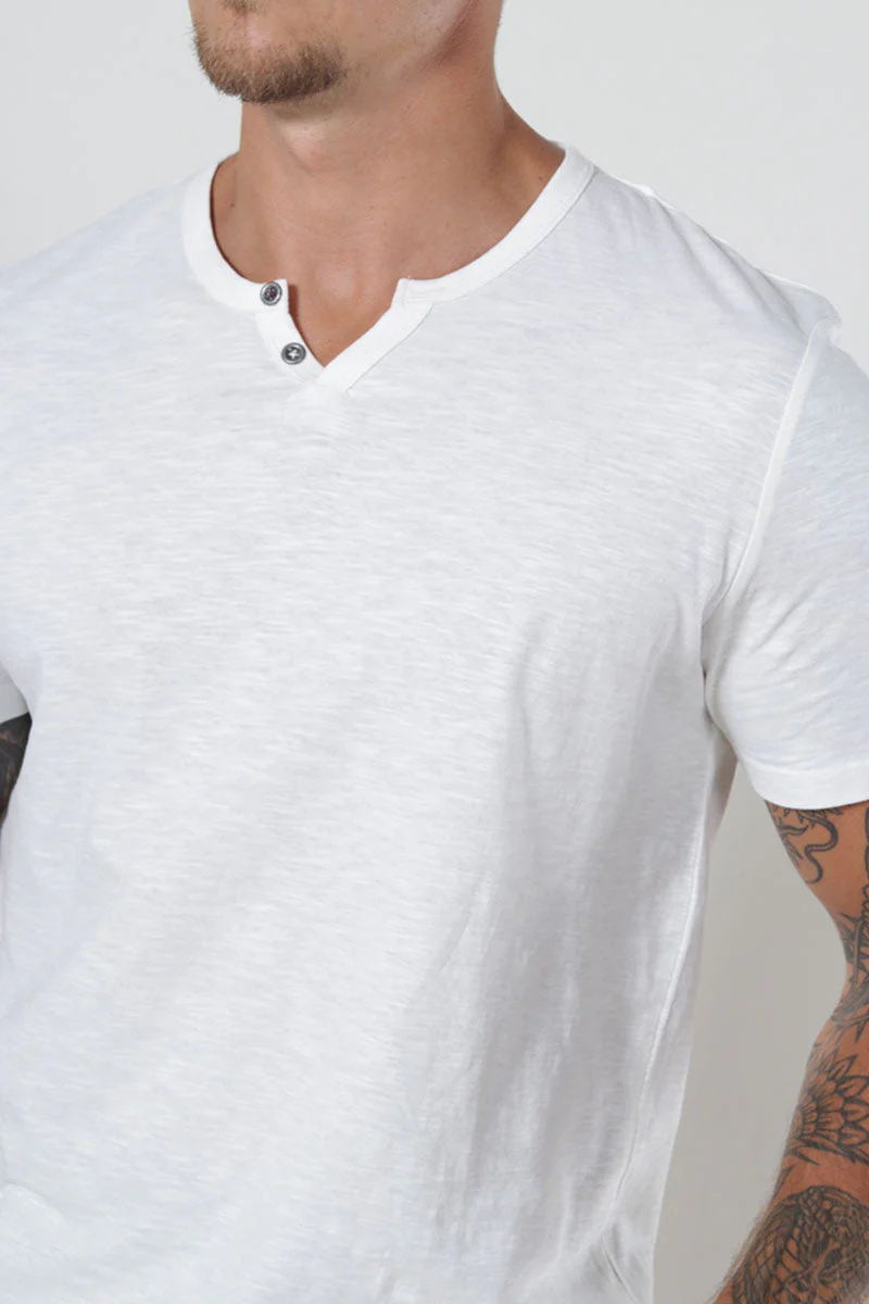 Jack & Jones JJESPLIT NECK TEE SS NOOS Cloud Dancer Slim - Image 3