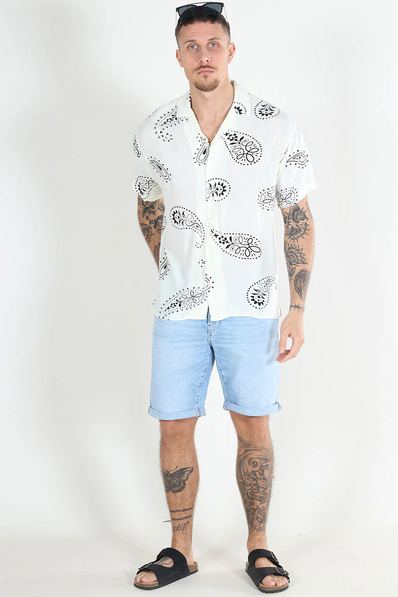 Jack & Jones Jeff Abstract Print Resort Shirt SS Cloud Dancer - Image 2