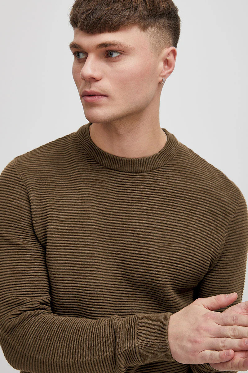 Solid Valencia Crew Knit Cub - Image 3