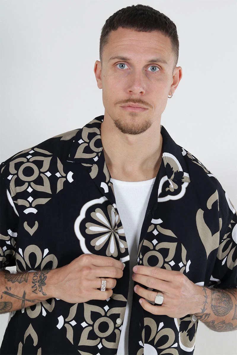 Jack & Jones Urban Edge Resort Shirt SS Jet Black - Image 3