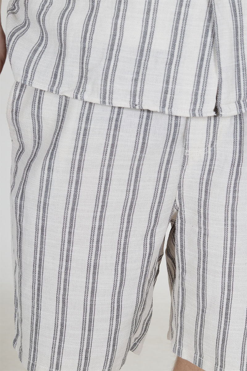 Jack & Jones Jaiden Enzo Stripe Resort Shorts Moonbeam - Image 3