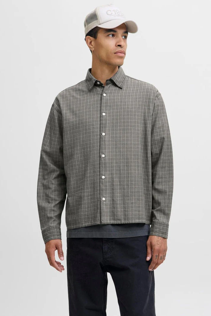 Jack & Jones Fade Overdyed Loose Fit LS Shirt Asphalt - Image 6