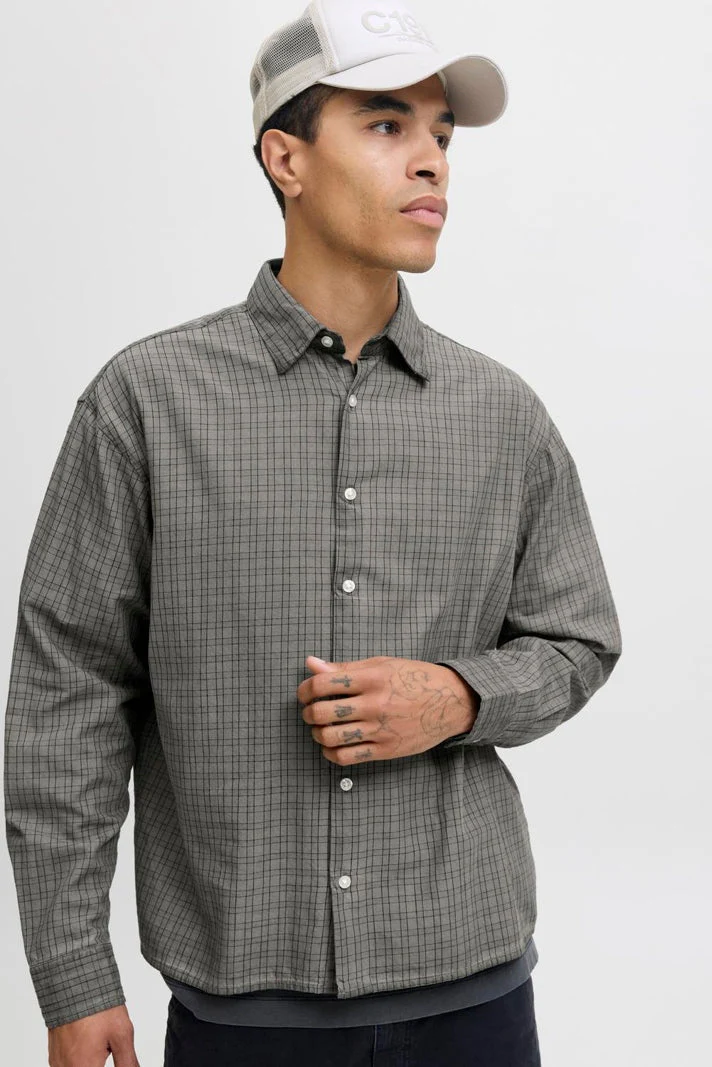 Jack & Jones Fade Overdyed Loose Fit LS Shirt Asphalt - Image 8