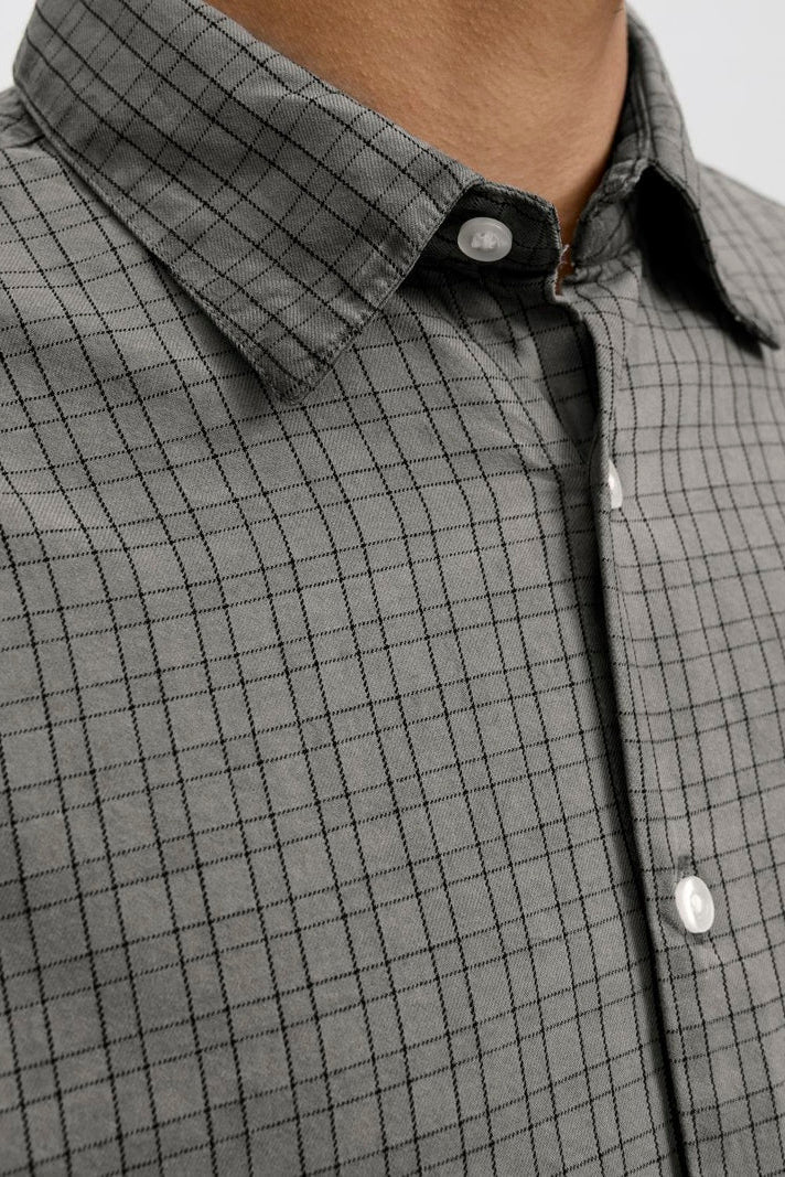 Jack & Jones Fade Overdyed Loose Fit LS Shirt Asphalt - Image 9