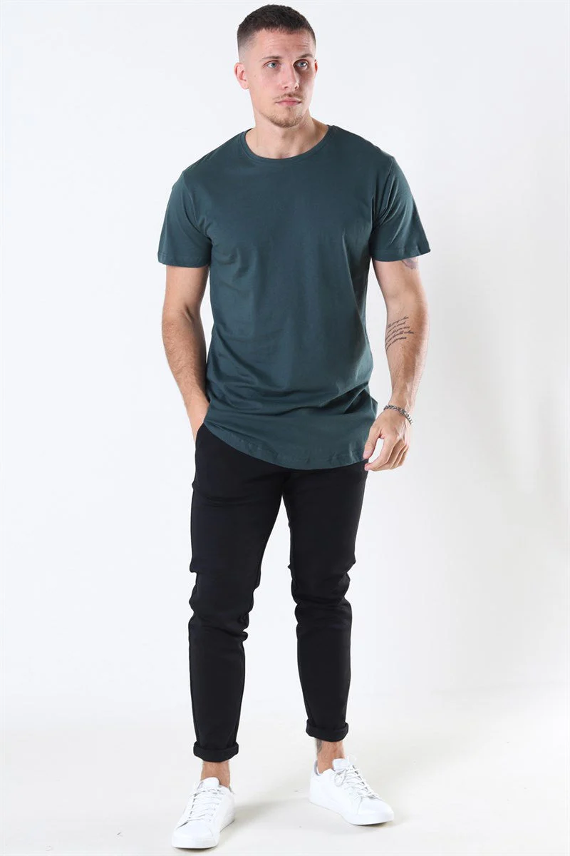 URBAN CLASSICS Shaped Long Tee Bottle Green - Image 4