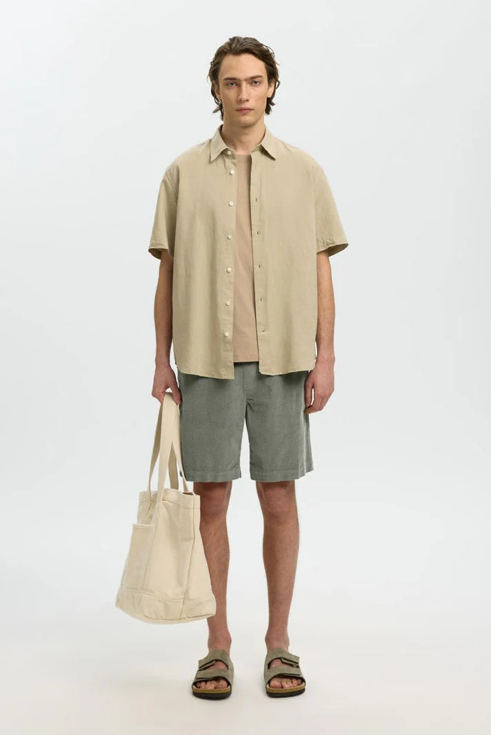 Selected Regular Jace Corduroy Shorts Vetiver - Image 2